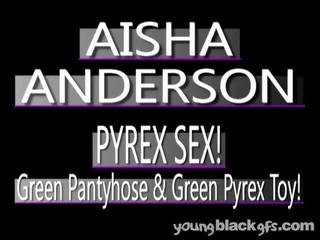 Привабливий підліток чорна подруга aisha андерсон